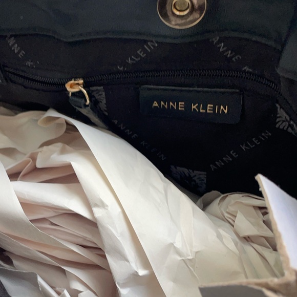 NWT ANNE KLEIN Black Cairo Satchel Style Handbag with Crossbody - Picture 7 of 9
